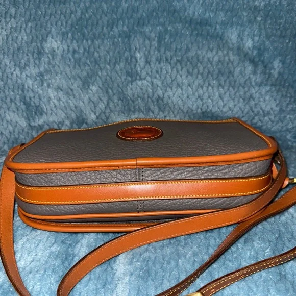 Dooney and Bourke Over and Under in Smoke - Picture 6 of 14